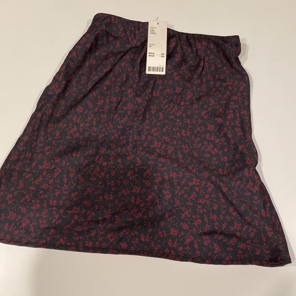 Urban Outfitter Skirt - Picture 2 of 3